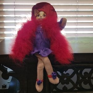 Heather Hykes Cat Nip sitting cat 🐈